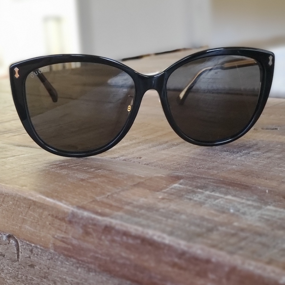 Authentic Gucci sunglasses